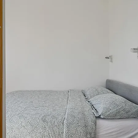 Apartment Cosy Renove, Proche Metro Paris *