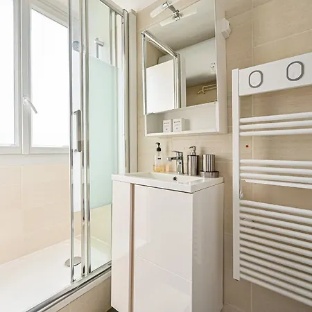 Apartment Cosy Renove, Proche Metro Paris *
